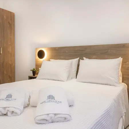 Penelope's View Pensionat 3*